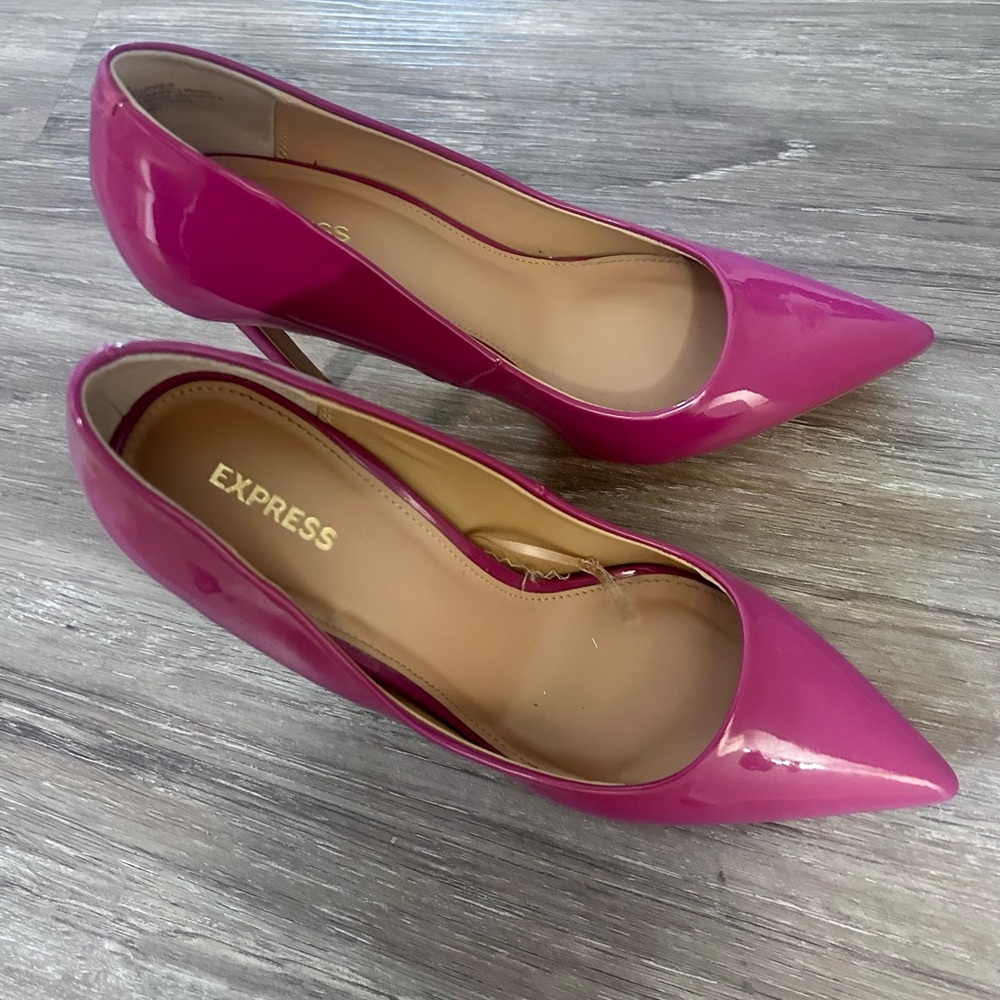 Express Women's Fuchsia/Pink Patent Leather Heels